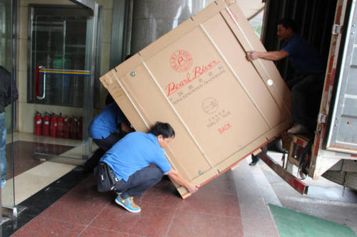顺平钢琴贵重工艺品无忧运
